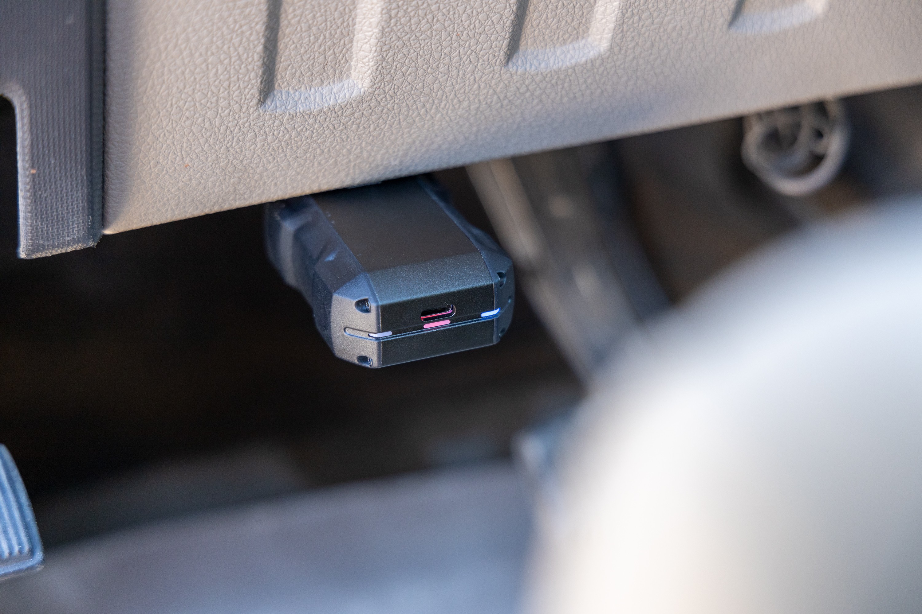 The Topdon TopScan OBD2 Bluetooth Scanner is at a mid-tier price