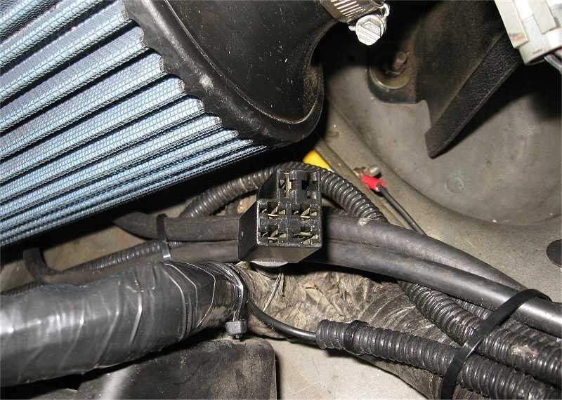 6-pin diagnostic connector