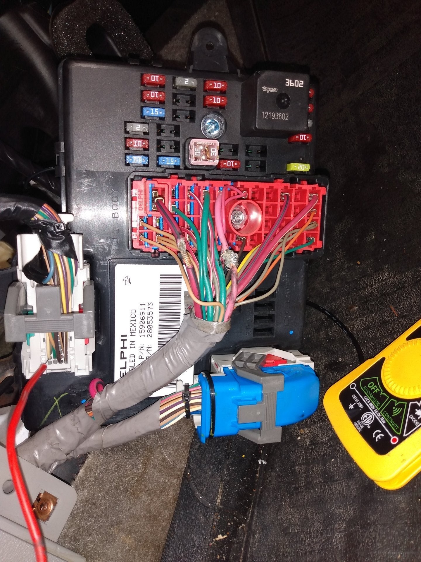 Checking OBD2 Port with Multimeter