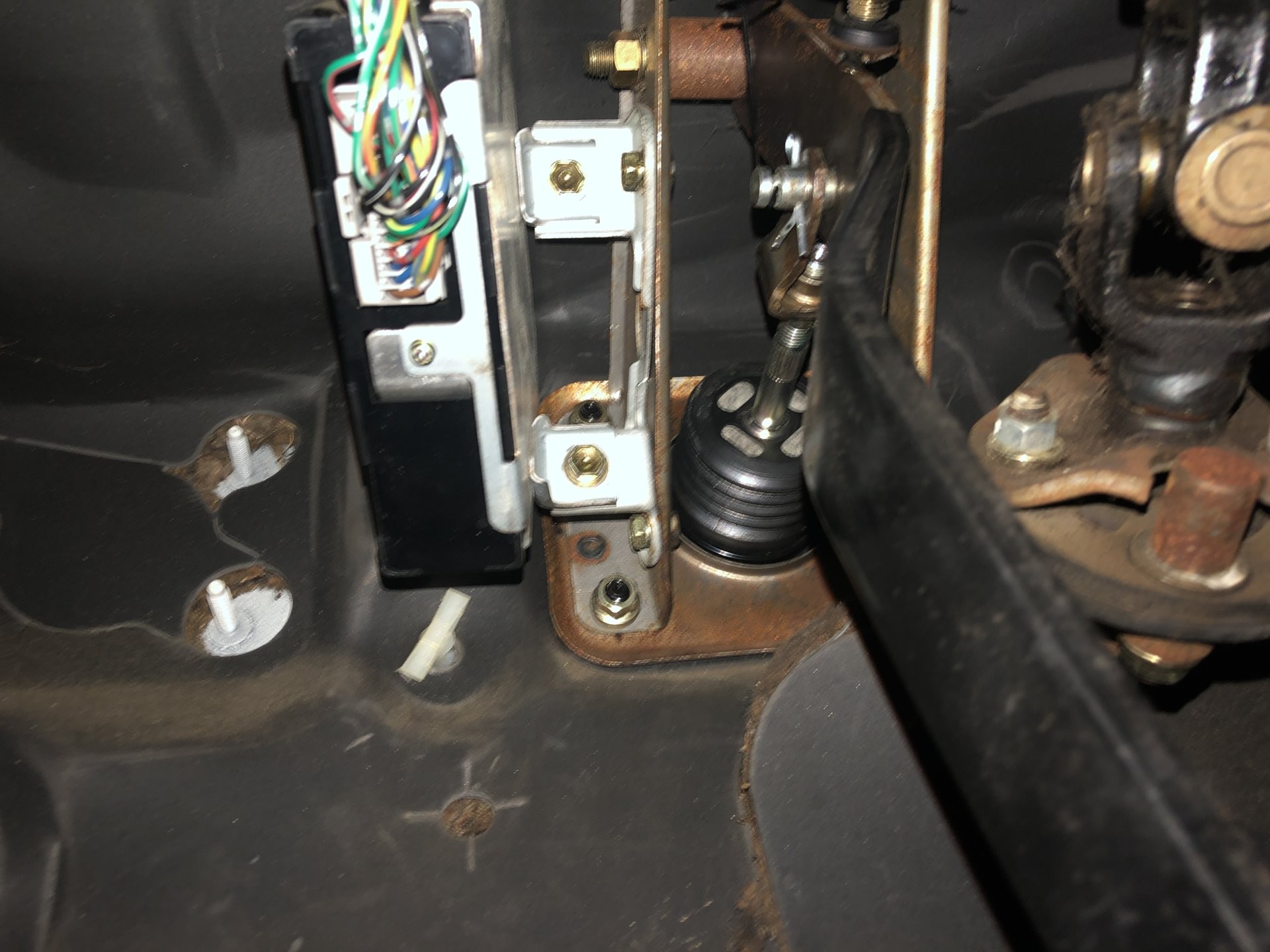 Toyota Land Cruiser Prado OBD Port Location