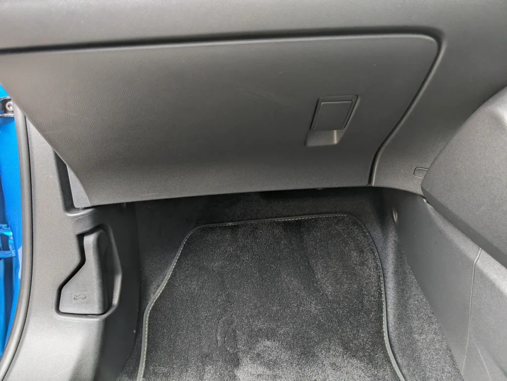 Peugeot e-2008 2023 OBD Port Location