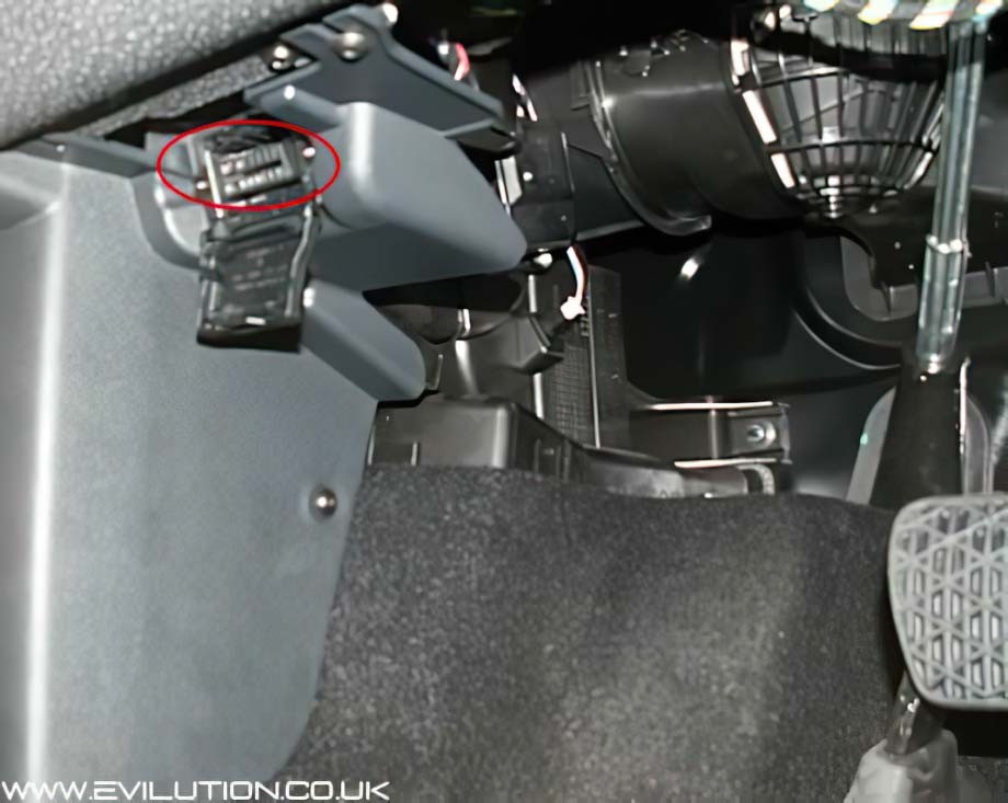 Using an OBD2 Scanner to Perform Advanced Diagnostics on a Smart Car