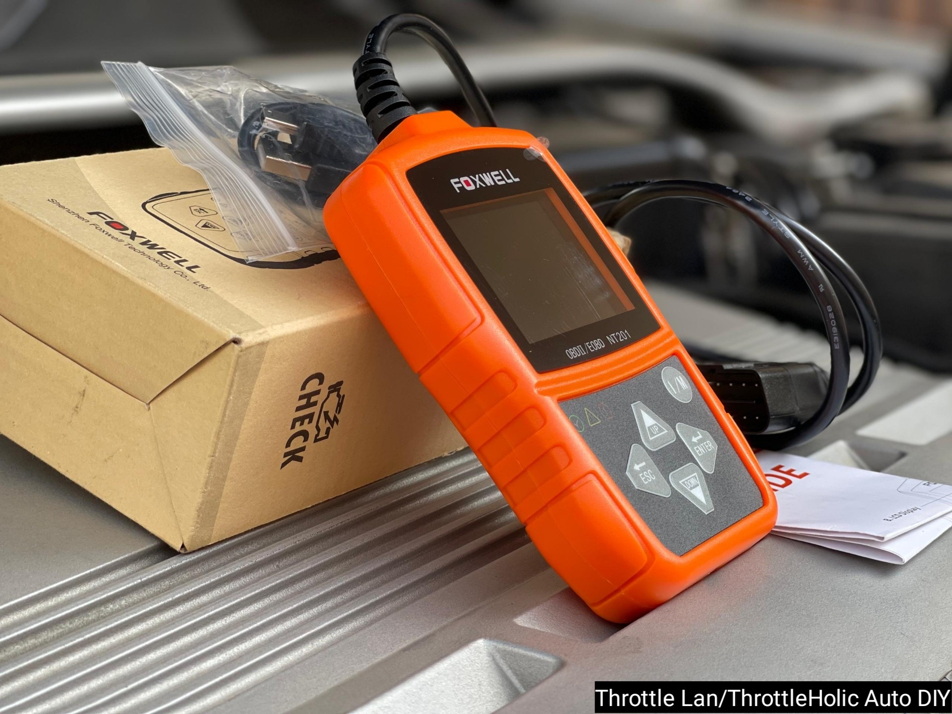 Specs and Features of the Foxwell NT201 Code Reader